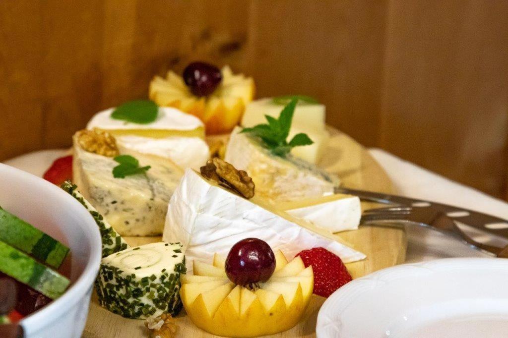 Hotel Pension Hubertus Цел ам Зее Екстериор снимка